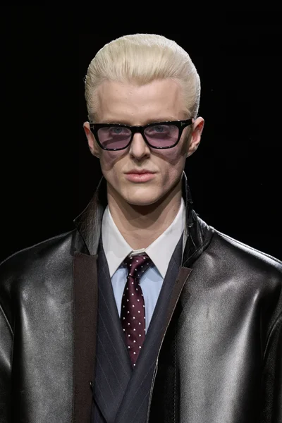 Look 33